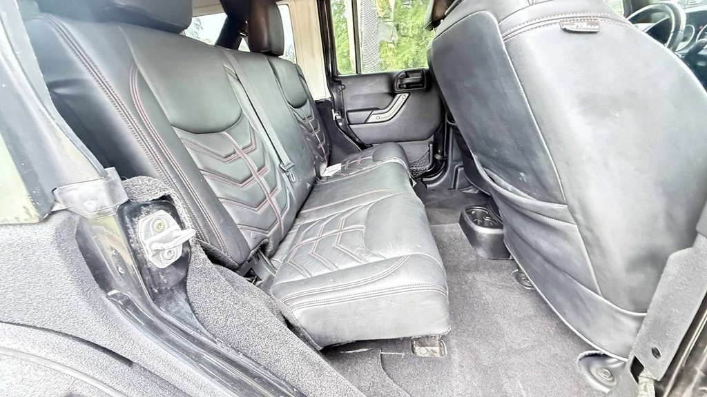 2014 Jeep Wrangler Unlimited Image 21