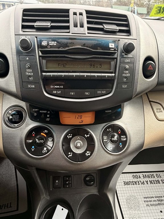 2011 Toyota Rav4 Image 15