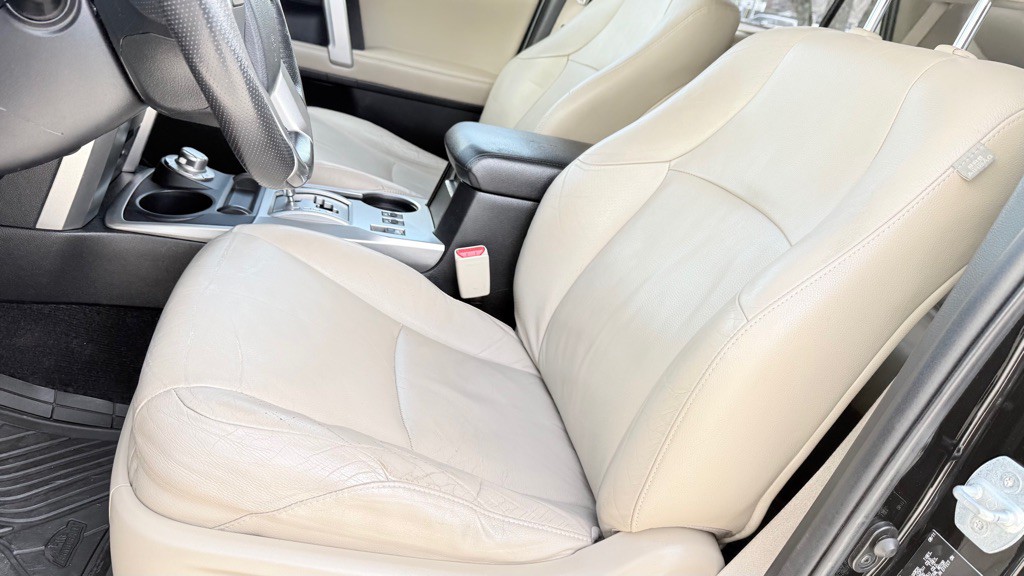 2011 Toyota 4Runner Image 10