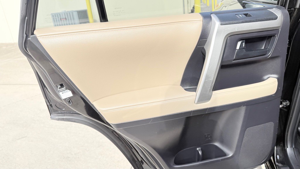 2011 Toyota 4Runner Image 28