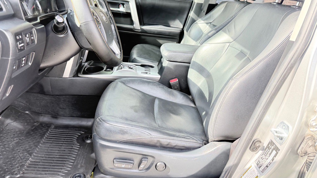 2018 Toyota 4Runner Image 9