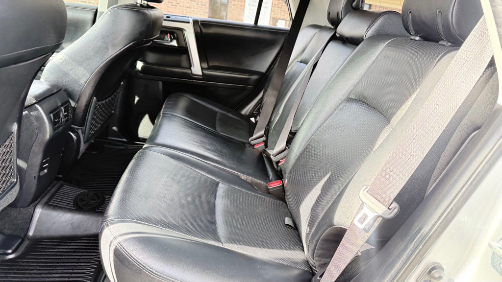 2018 Toyota 4Runner Image 10