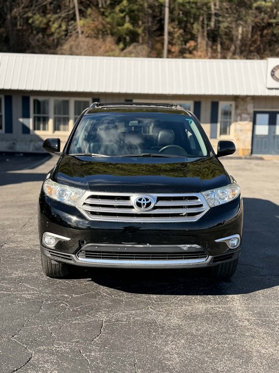 2011 Toyota Highlander Image 2