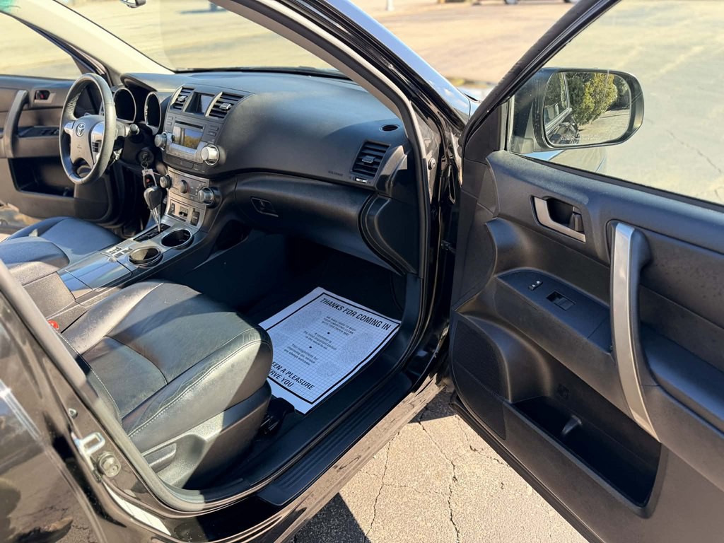 2011 Toyota Highlander Image 9