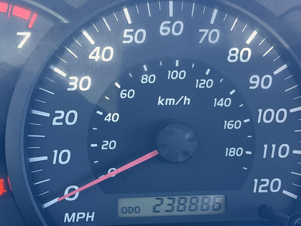 2005 Toyota Tundra Image 13