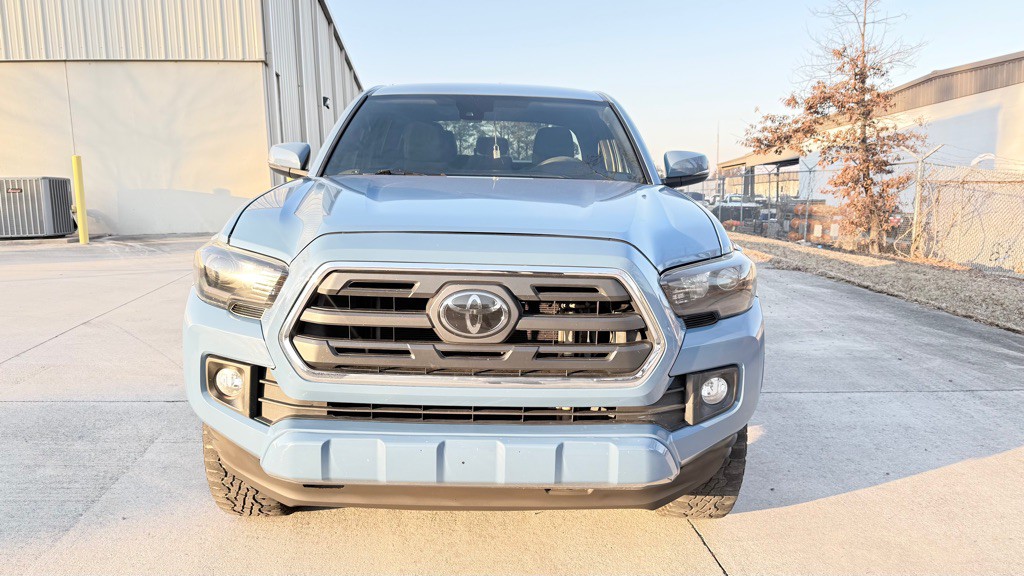2019 Toyota Tacoma Image 3