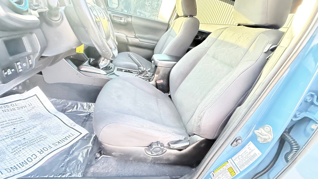 2019 Toyota Tacoma Image 9