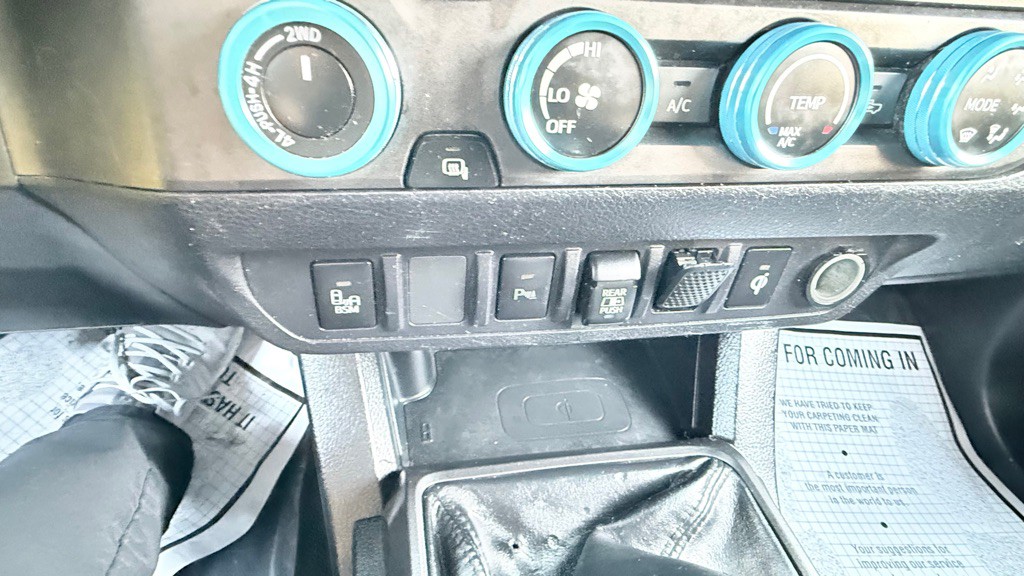 2019 Toyota Tacoma Image 20