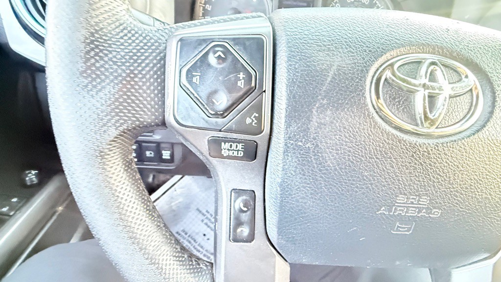 2019 Toyota Tacoma Image 21