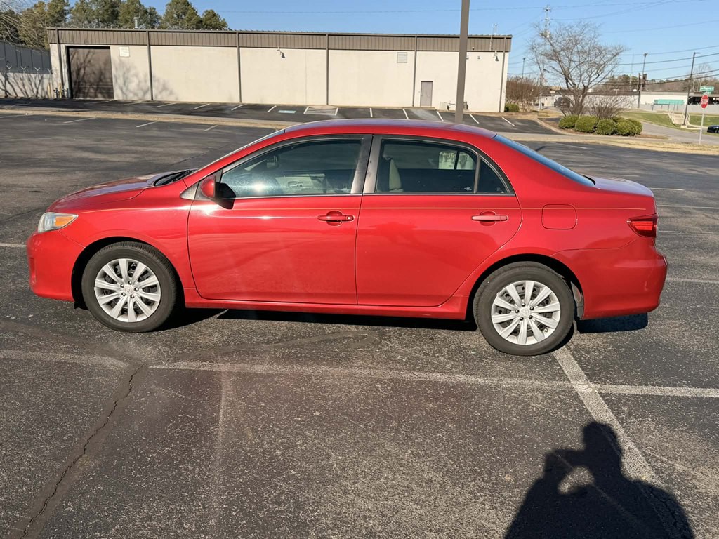 2013 Toyota Corolla Image 5