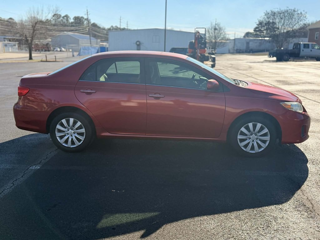 2013 Toyota Corolla Image 23