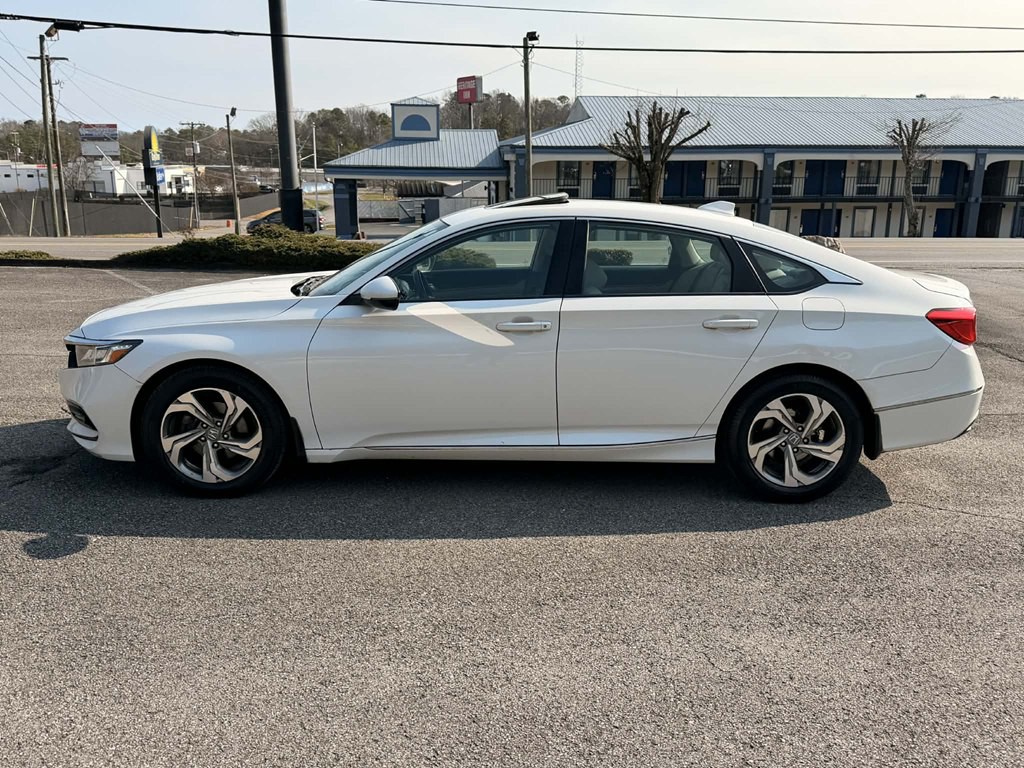 2018 Honda Accord Image 5