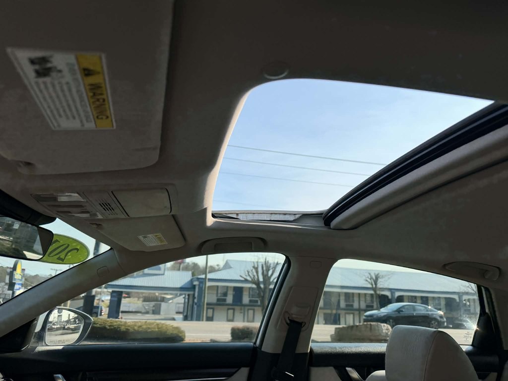 2018 Honda Accord Image 17