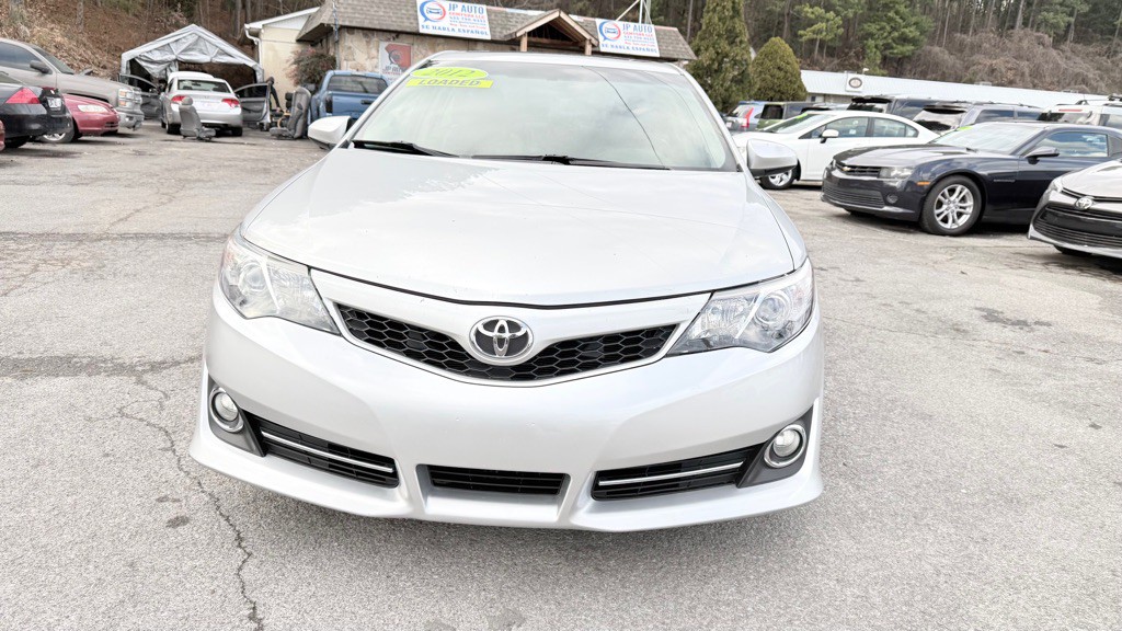 2012 Toyota Camry Image 3