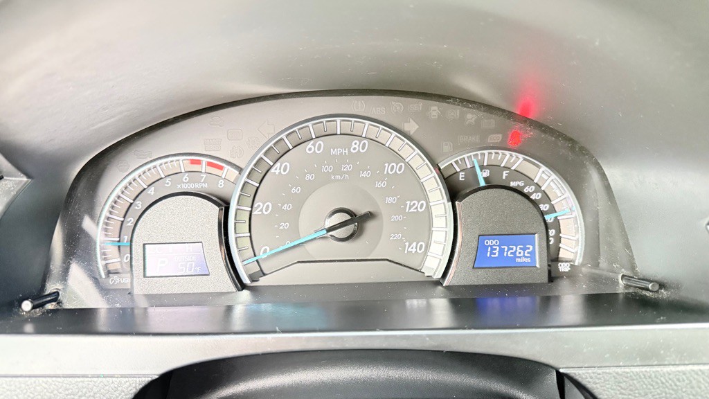 2012 Toyota Camry Image 21