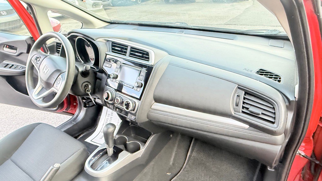 2018 Honda Fit Image 15