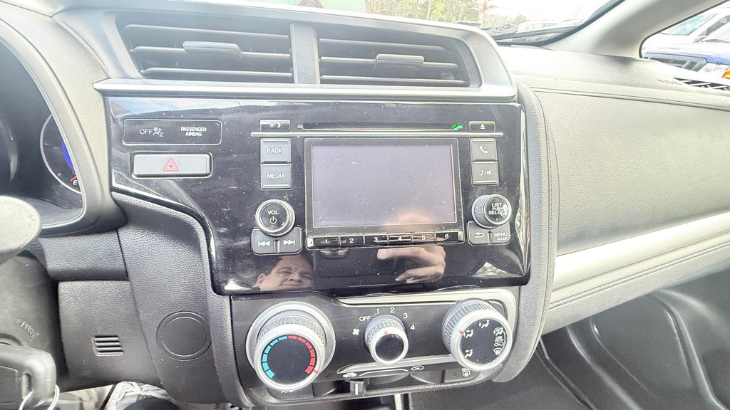 2018 Honda Fit Image 18