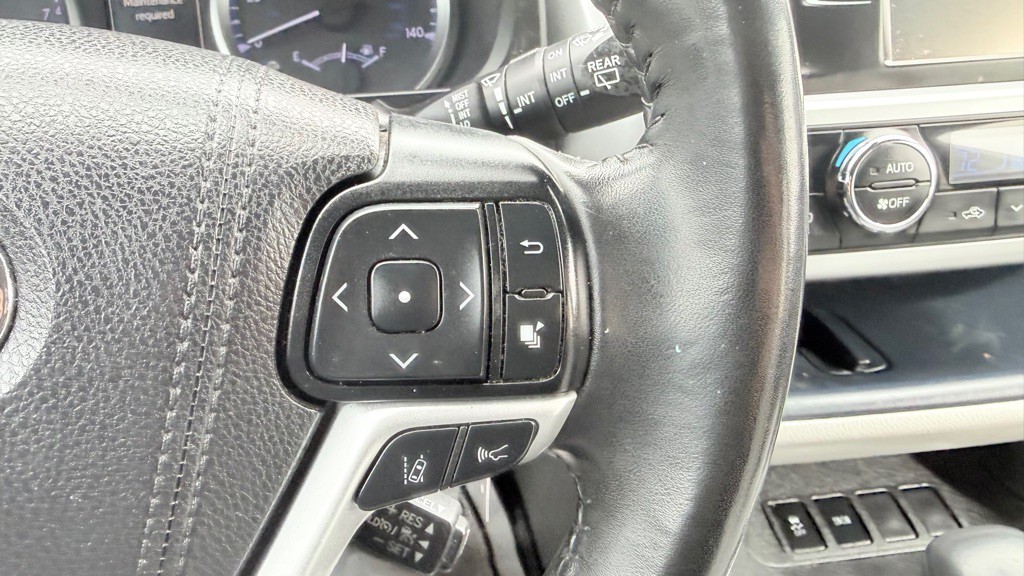 2019 Toyota Highlander Image 23