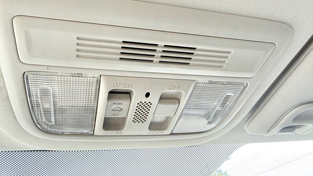 2018 Honda Civic Image 9