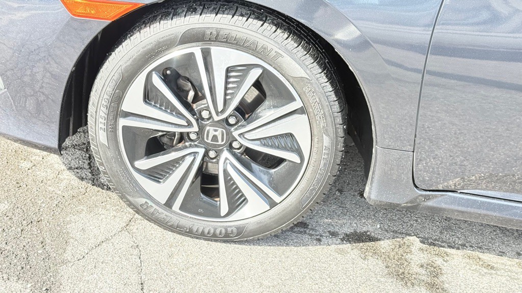 2018 Honda Civic Image 16