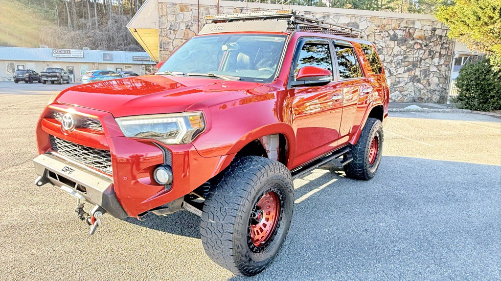 2015 Toyota 4Runner Image 1