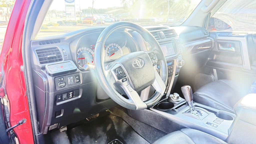 2015 Toyota 4Runner Image 9