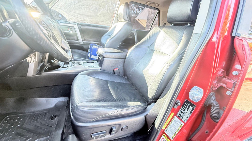 2015 Toyota 4Runner Image 10