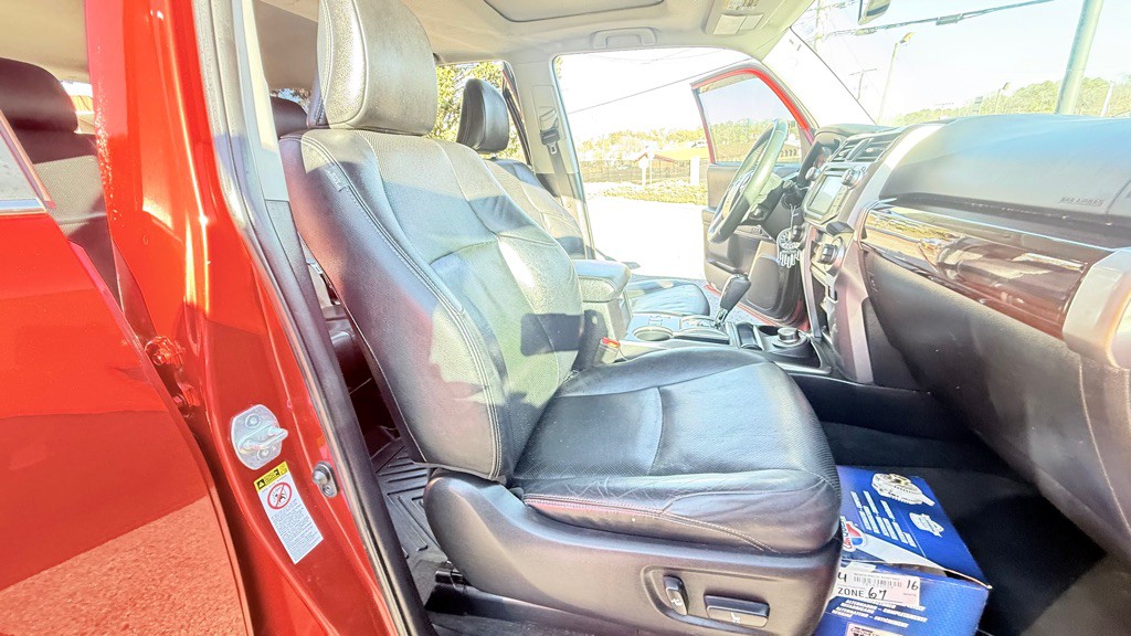 2015 Toyota 4Runner Image 16