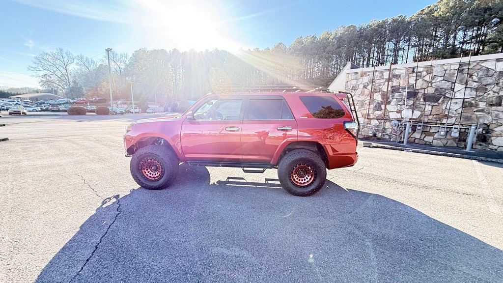 2015 Toyota 4Runner Image 23