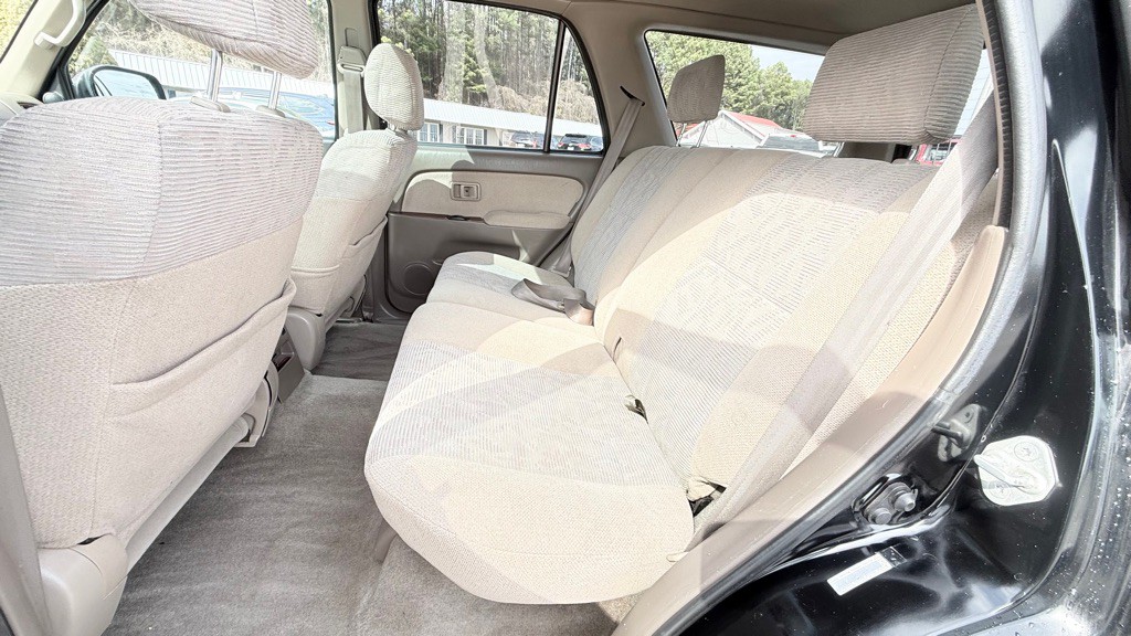 2000 Toyota 4Runner Image 13