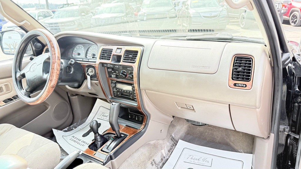 2000 Toyota 4Runner Image 19