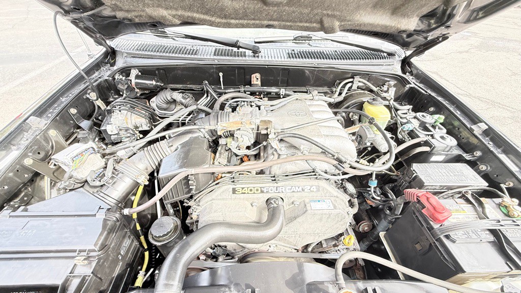 2000 Toyota 4Runner Image 21