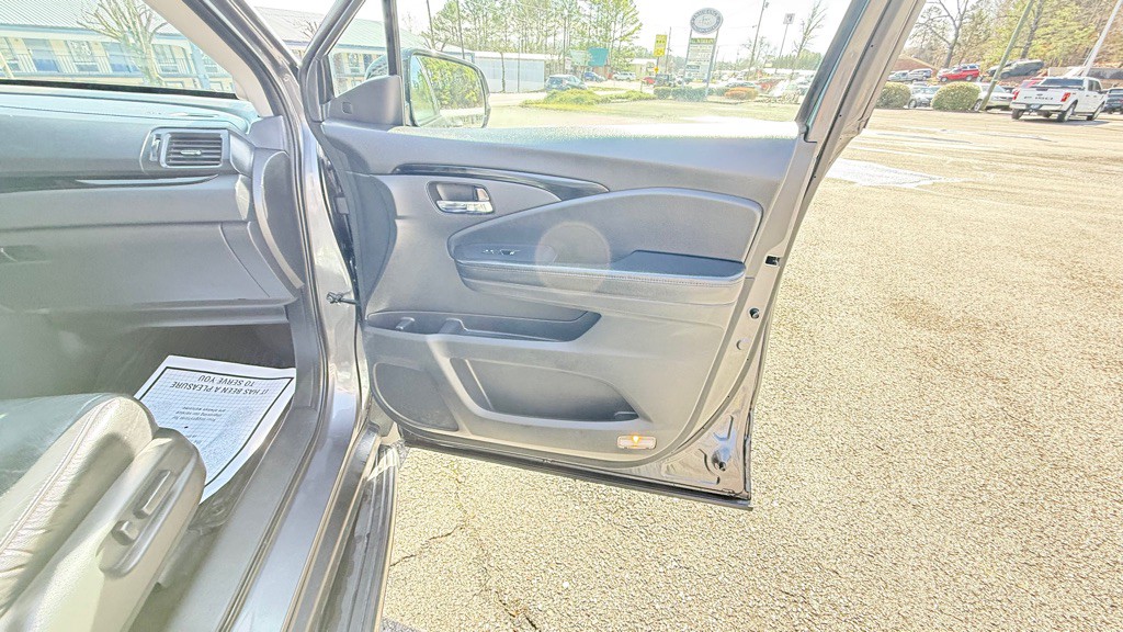 2016 Honda Pilot Image 29