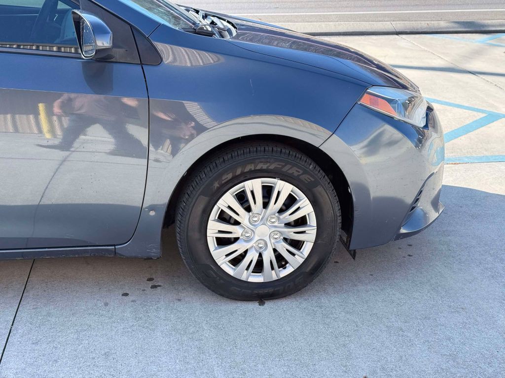 2014 Toyota Corolla Image 6