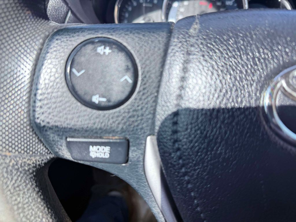 2014 Toyota Corolla Image 17