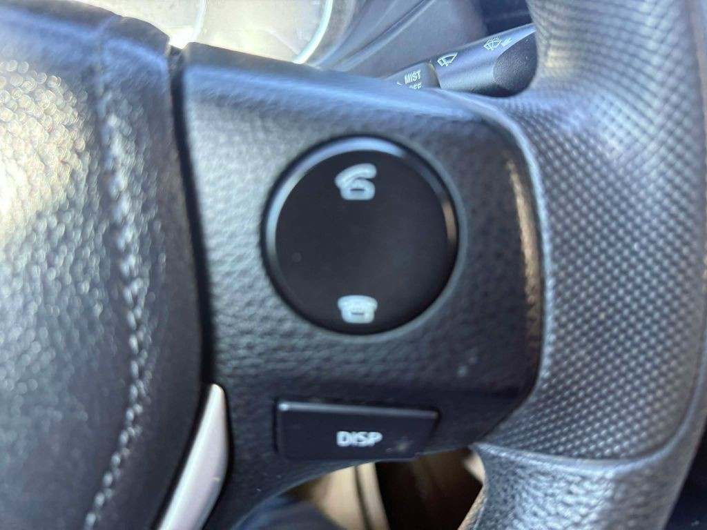 2014 Toyota Corolla Image 18