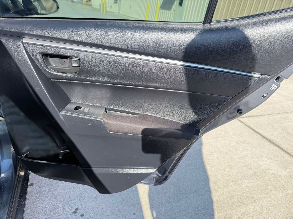 2014 Toyota Corolla Image 23