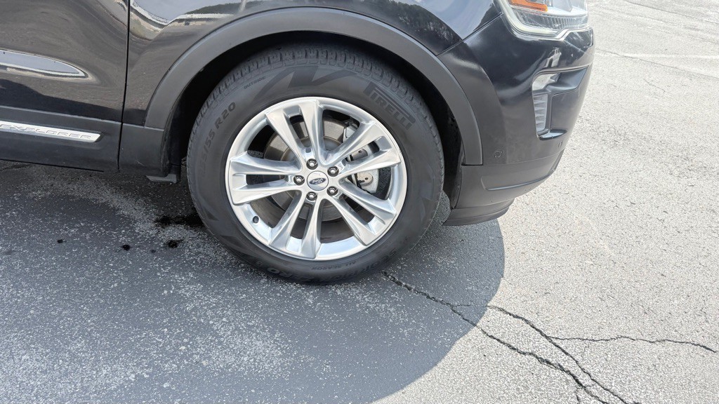 2019 Ford Explorer Image 30