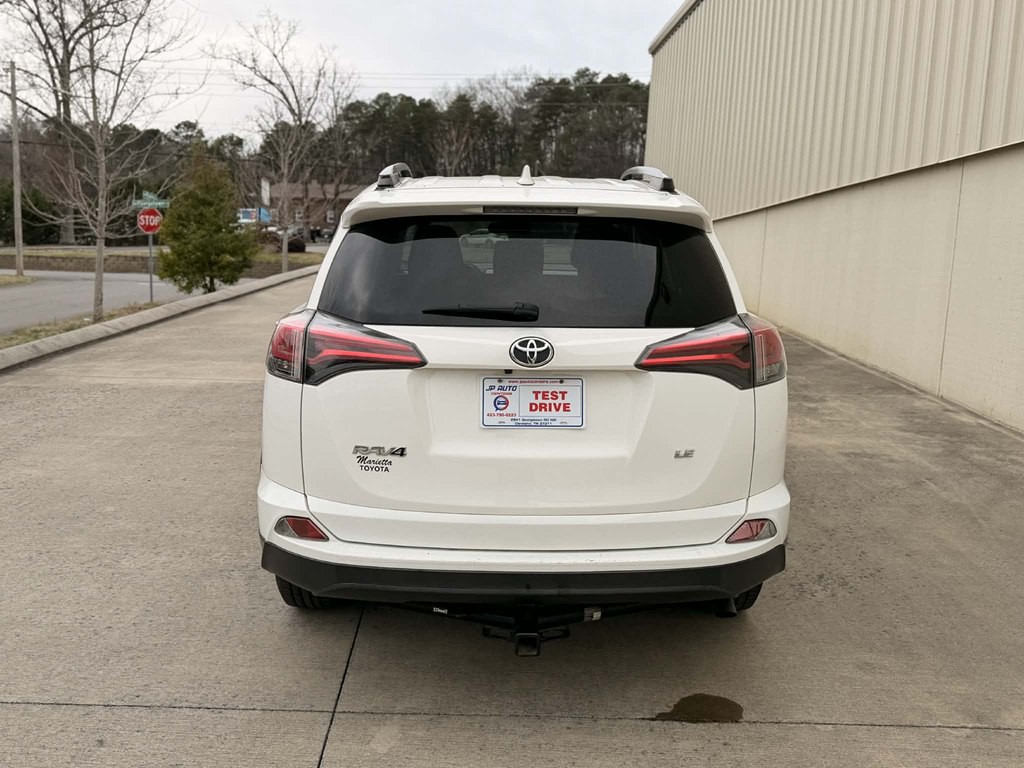 2017 Toyota Rav4 Image 6