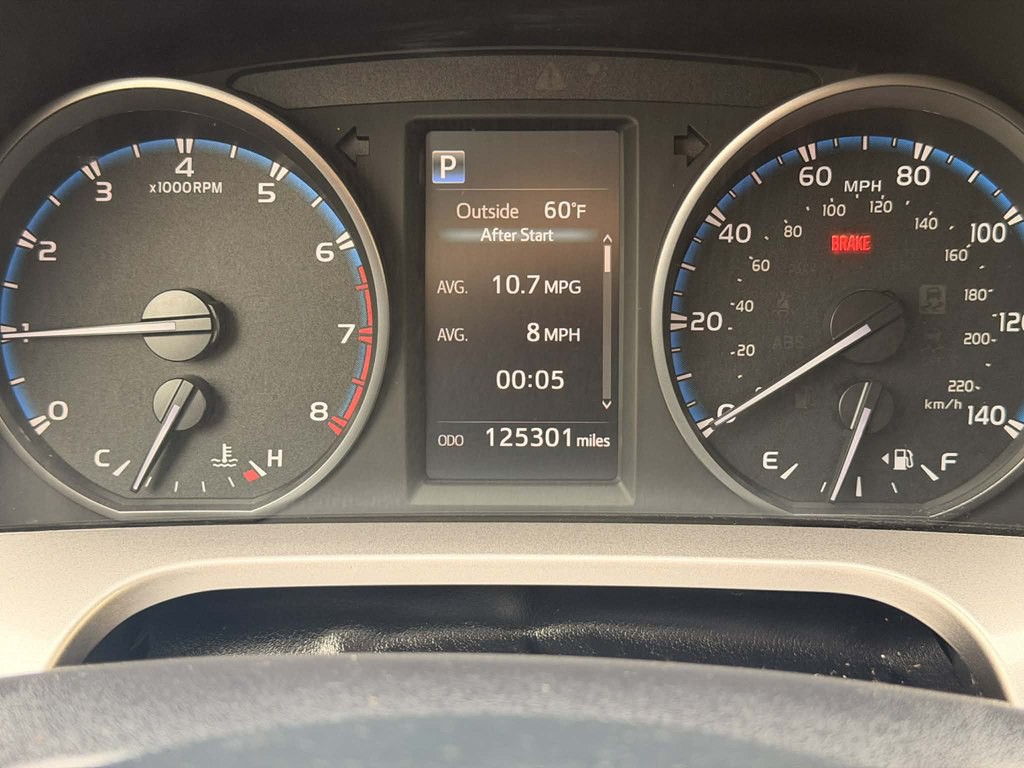 2017 Toyota Rav4 Image 10