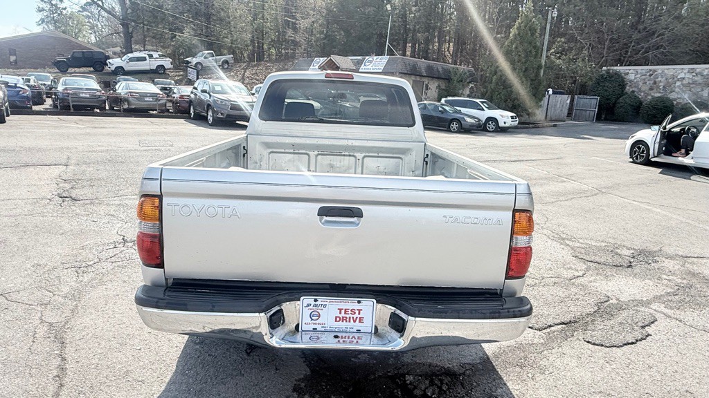 2001 Toyota Tacoma Image 6