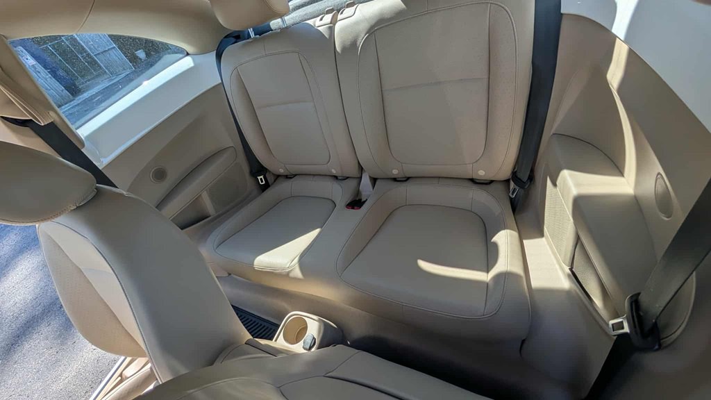 2015 Volkswagen Beetle Image 10