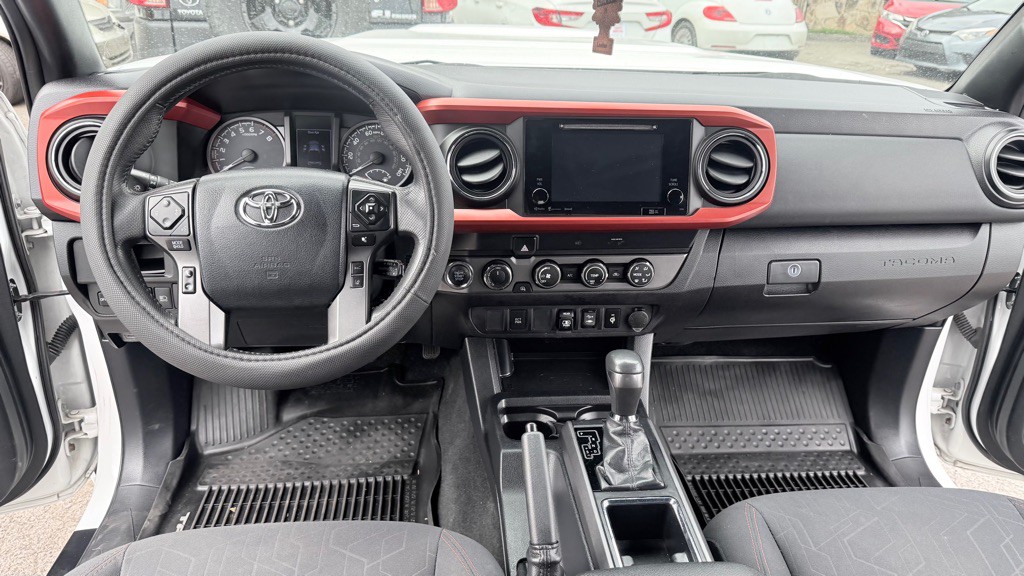 2019 Toyota Tacoma Image 13
