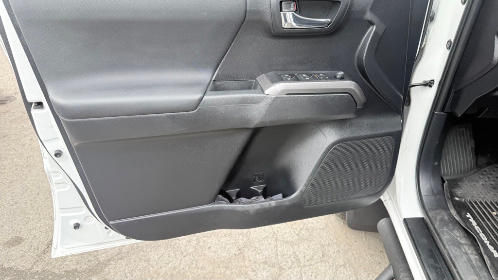 2019 Toyota Tacoma Image 22