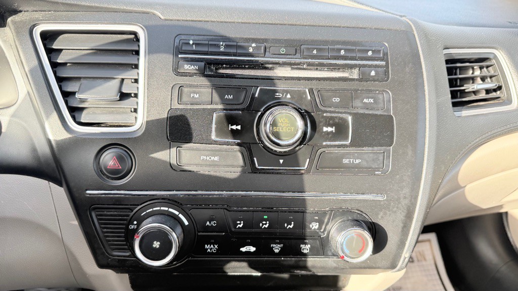 2014 Honda Civic Image 15
