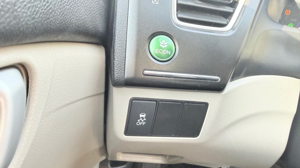2014 Honda Civic Image 17