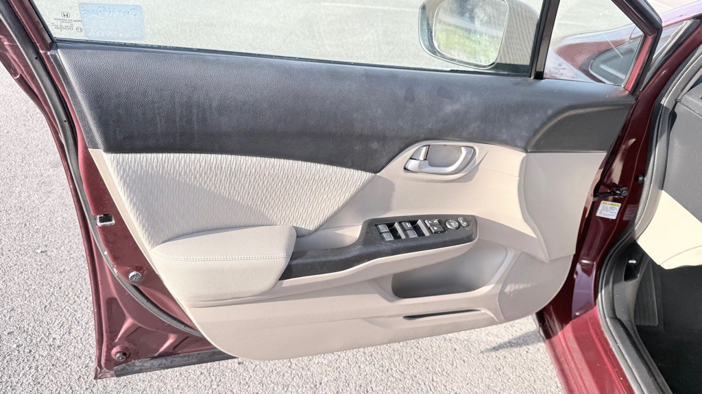 2014 Honda Civic Image 25