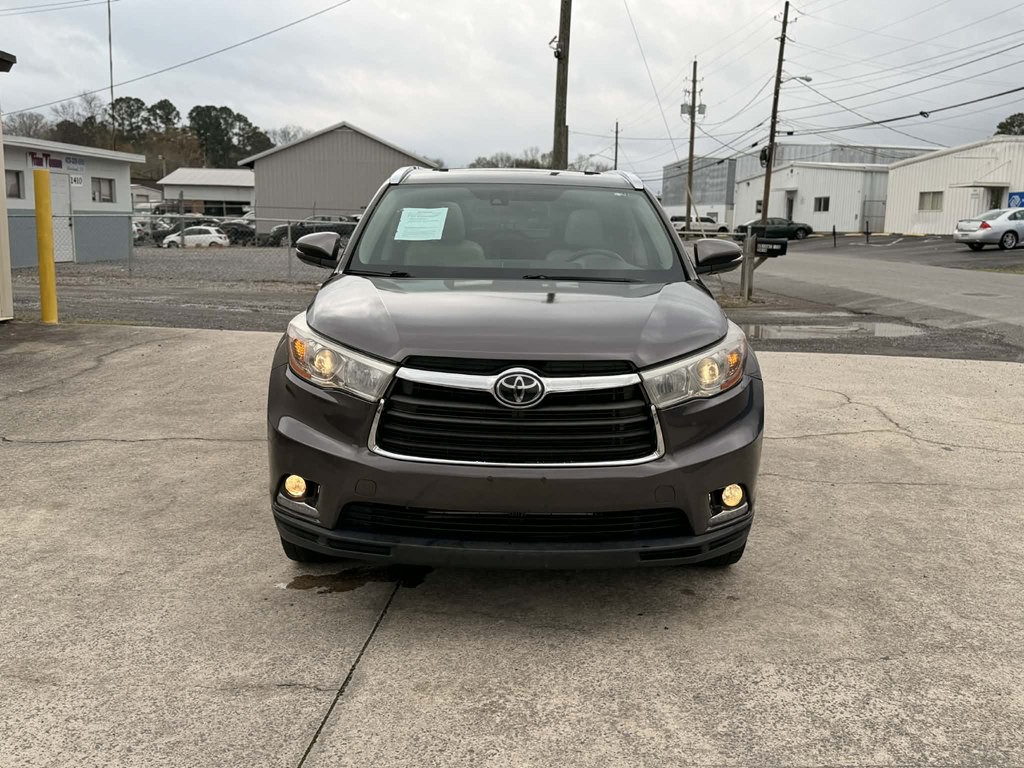 2014 Toyota Highlander Image 2