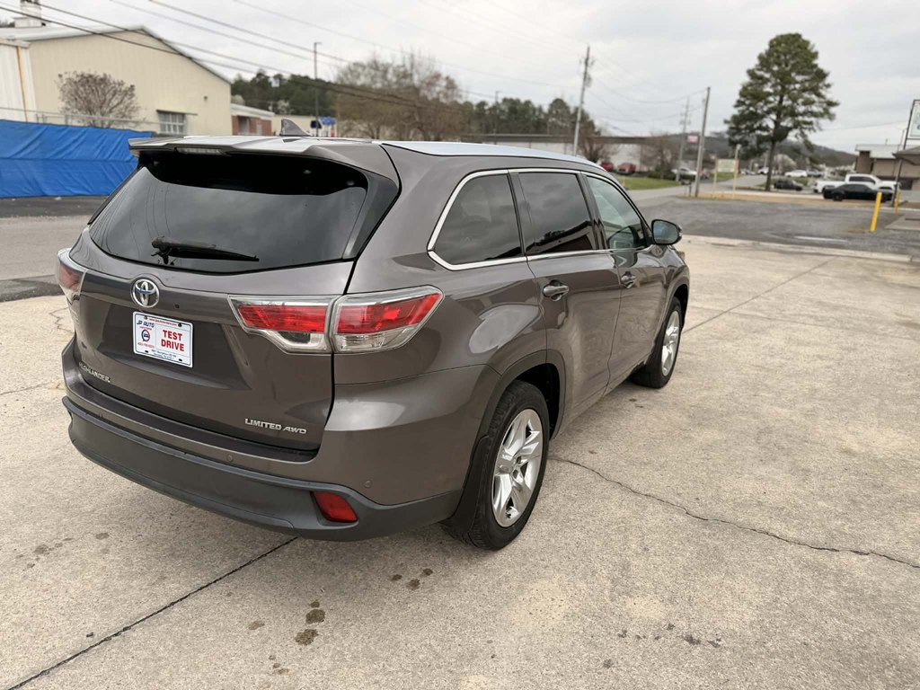 2014 Toyota Highlander Image 4