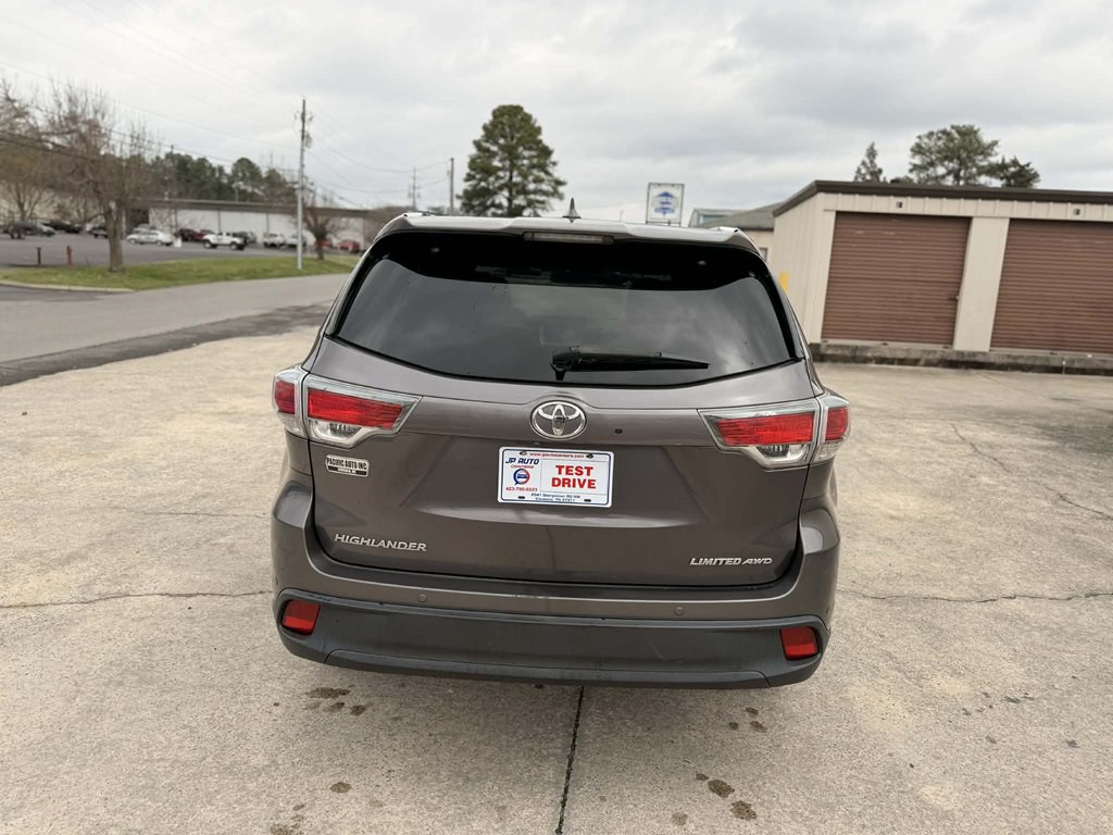 2014 Toyota Highlander Image 6